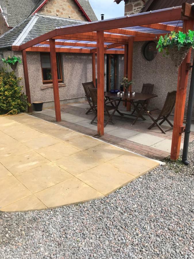 Garfield Guesthouse Dingwall Exterior photo